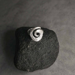 Ripple Twirl Ring
